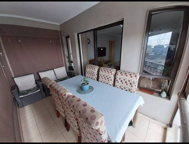 2 BEDROOM SECTIONAL TITLE FOR SALE IN SUMMERSET